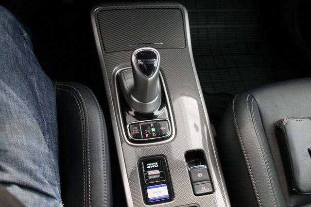 2020 MITSUBISHI OUTLANDER - 24