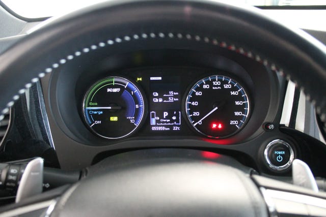 2020 MITSUBISHI OUTLANDER - 18