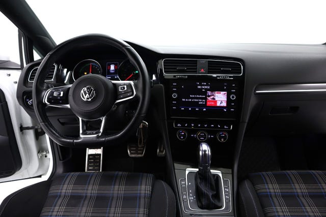 2018 VOLKSWAGEN GOLF - 11