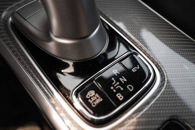 2020 MITSUBISHI OUTLANDER - 23