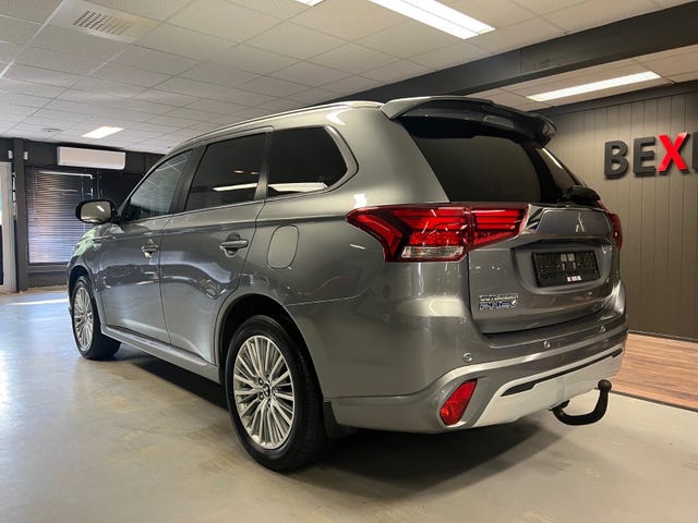JMBXDGG3WLZ022847 2020 MITSUBISHI OUTLANDER-2