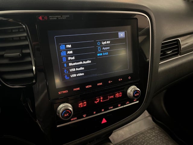 2020 MITSUBISHI OUTLANDER - 19
