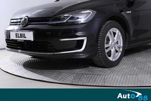 2018 VOLKSWAGEN GOLF - 12