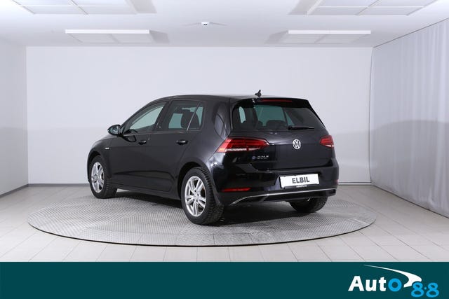 WVWZZZAUZJ8906645 2018 VOLKSWAGEN GOLF-3