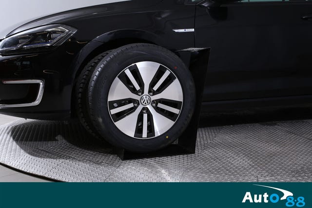 2018 VOLKSWAGEN GOLF - 15