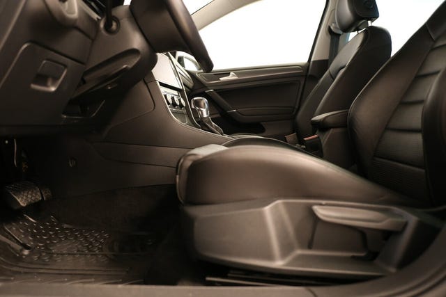 2018 VOLKSWAGEN GOLF - 17