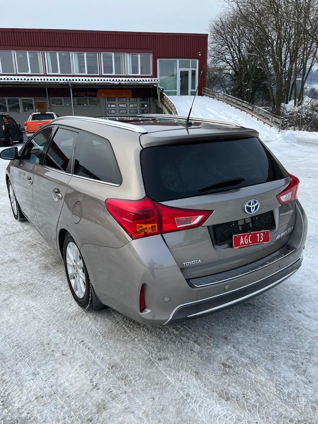 2014 TOYOTA AURIS - 11