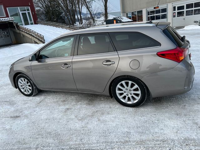 2014 TOYOTA AURIS - 12