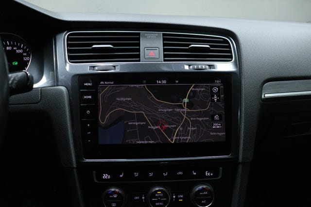 2018 VOLKSWAGEN GOLF - 28