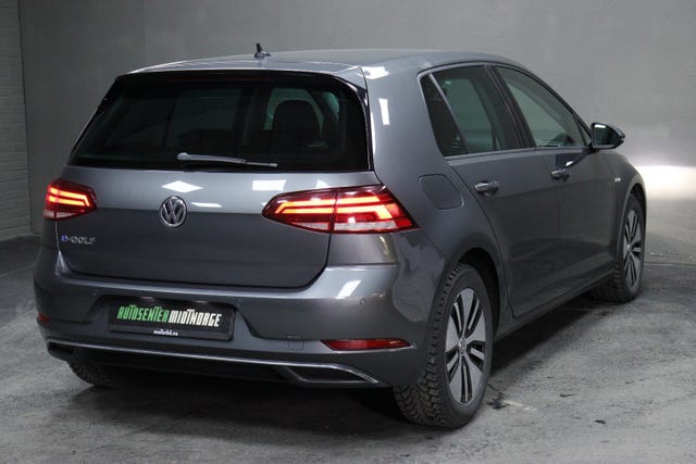 2018 VOLKSWAGEN GOLF - 11