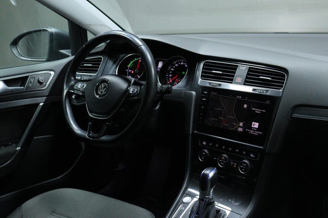 2018 VOLKSWAGEN GOLF - 21