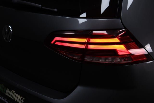 2018 VOLKSWAGEN GOLF - 13