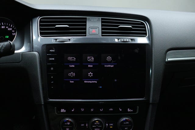 2018 VOLKSWAGEN GOLF - 26