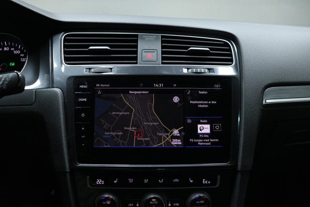 2018 VOLKSWAGEN GOLF - 25