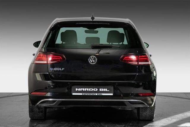 2018 VOLKSWAGEN GOLF - 9
