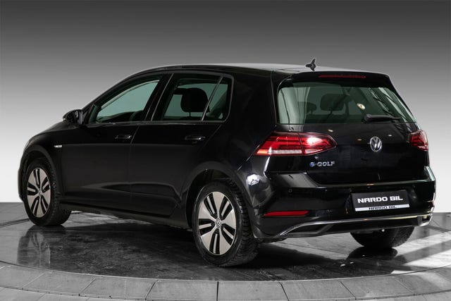 2018 VOLKSWAGEN GOLF - 8