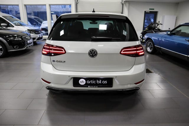 WVWZZZA0ZJW902226 2018 VOLKSWAGEN GOLF-3
