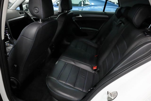 2018 VOLKSWAGEN GOLF - 8