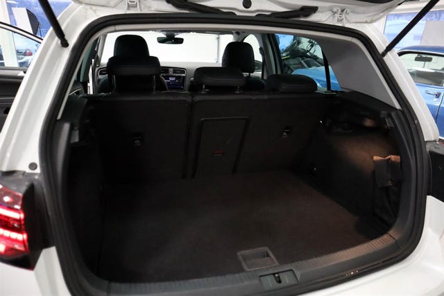 2018 VOLKSWAGEN GOLF - 9