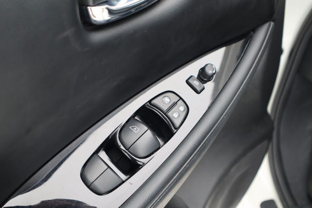2021 NISSAN LEAF - 7