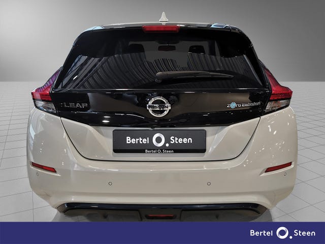 2021 NISSAN LEAF - 8