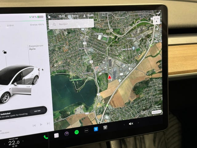 2021 TESLA MODEL 3 - 16
