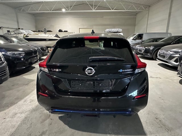 2022 NISSAN LEAF - 7