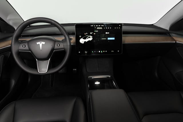 2021 TESLA MODEL 3 - 9