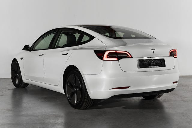 LRW3E7FA9MC336559 2021 TESLA MODEL 3-2