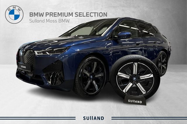 2022 BMW IX40 - 1