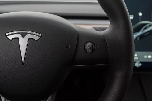 2021 TESLA MODEL 3 - 16