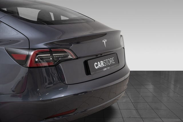 2021 TESLA MODEL 3 - 8