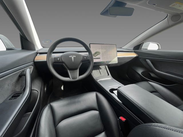 5YJ3E7EB8MF847776 2021 TESLA MODEL 3-4