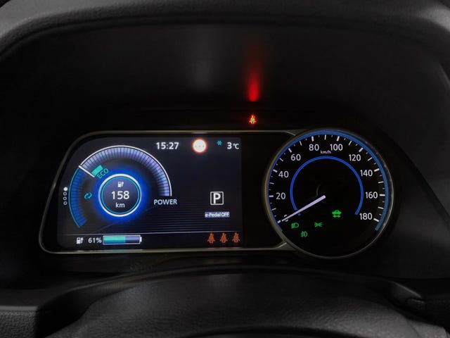 2018 NISSAN LEAF - 9