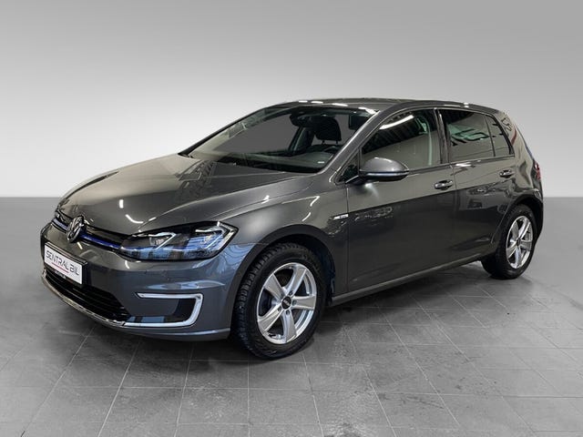 WVWZZZAUZJ8906874 2018 VOLKSWAGEN GOLF-2