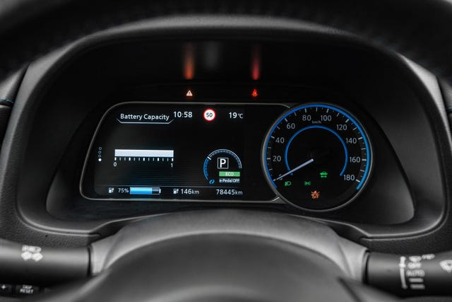 2018 NISSAN LEAF - 9