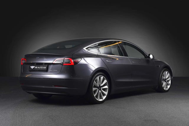 5YJ3E7EB0KF445456 2019 TESLA MODEL 3-1
