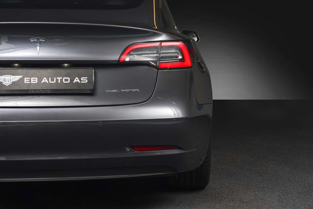 2019 TESLA MODEL 3 - 9