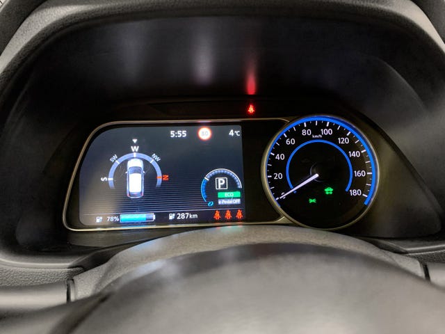 2021 NISSAN LEAF - 11