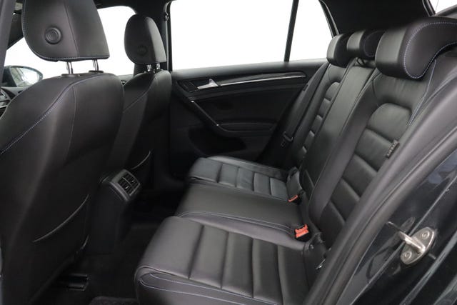 2015 VOLKSWAGEN GOLF - 21