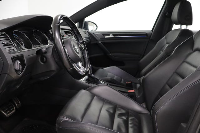 2015 VOLKSWAGEN GOLF - 9