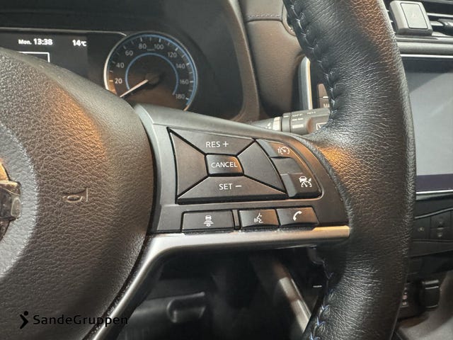 2021 NISSAN LEAF - 16