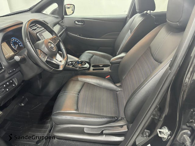 2021 NISSAN LEAF - 9