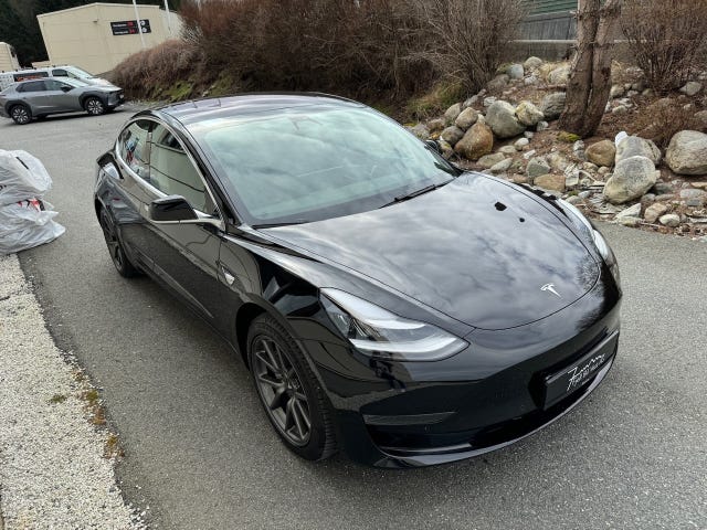5YJ3E7EBXKF261335 2019 TESLA MODEL 3-5
