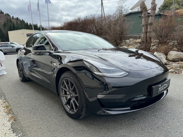5YJ3E7EBXKF261335 2019 TESLA MODEL 3-4