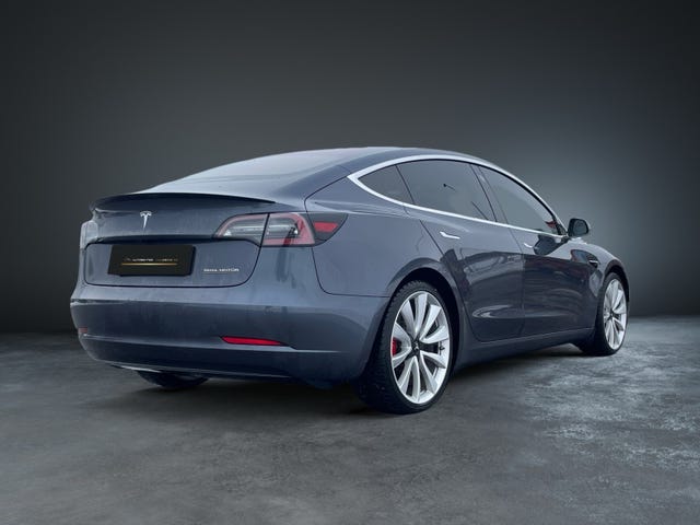 5YJ3E7EBXKF196602 2019 TESLA MODEL 3-5