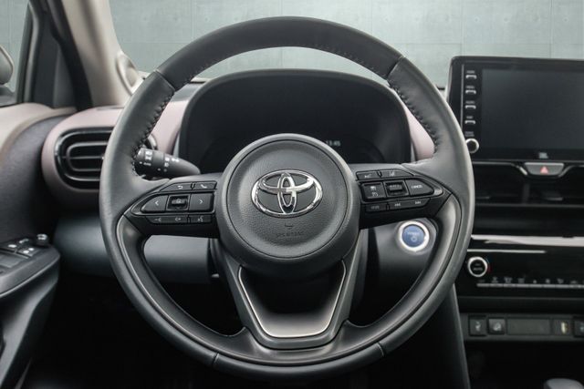 2022 TOYOTA YARIS CROSS - 12