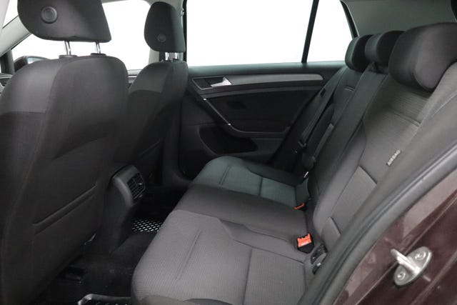 2018 VOLKSWAGEN GOLF - 23