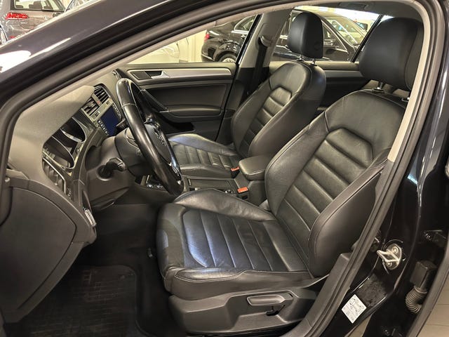 2015 VOLKSWAGEN GOLF - 26