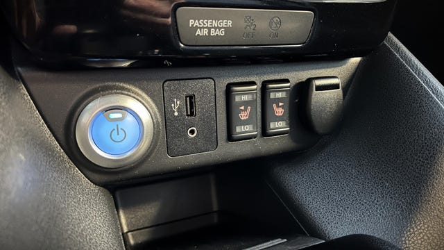 2018 NISSAN LEAF - 16